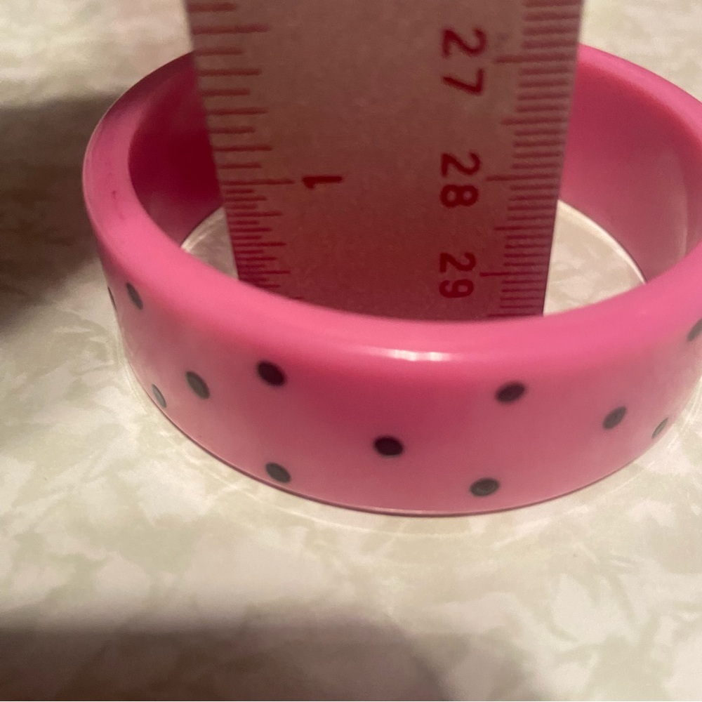 Vintage Pink & Black Polka Dot Plastic Bangle Bracelet #7056 - Picture 4 of 11